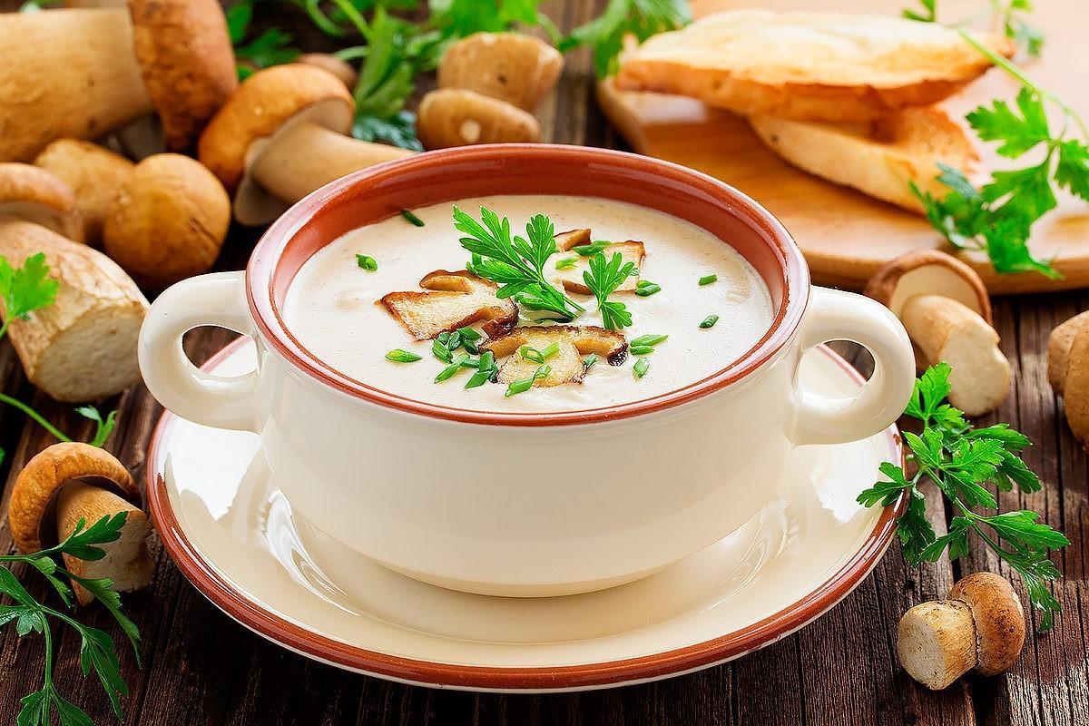 Крем-суп с польскими грибами и сливками