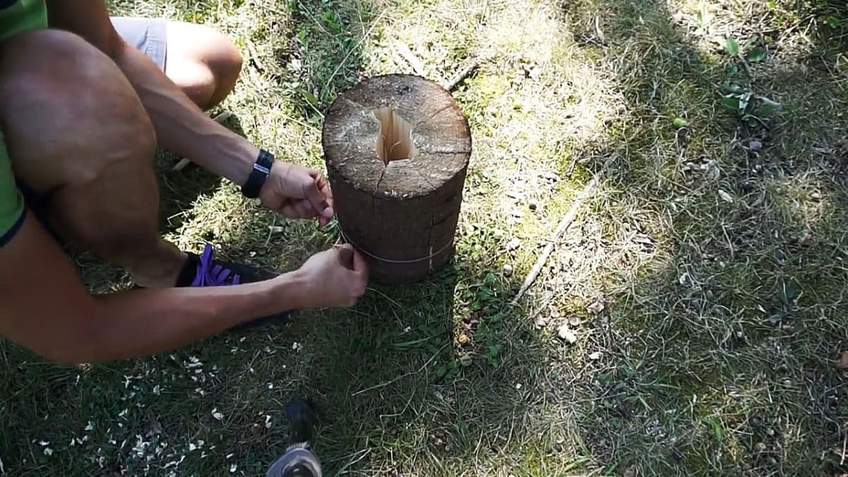 Скреплённые проволокой
